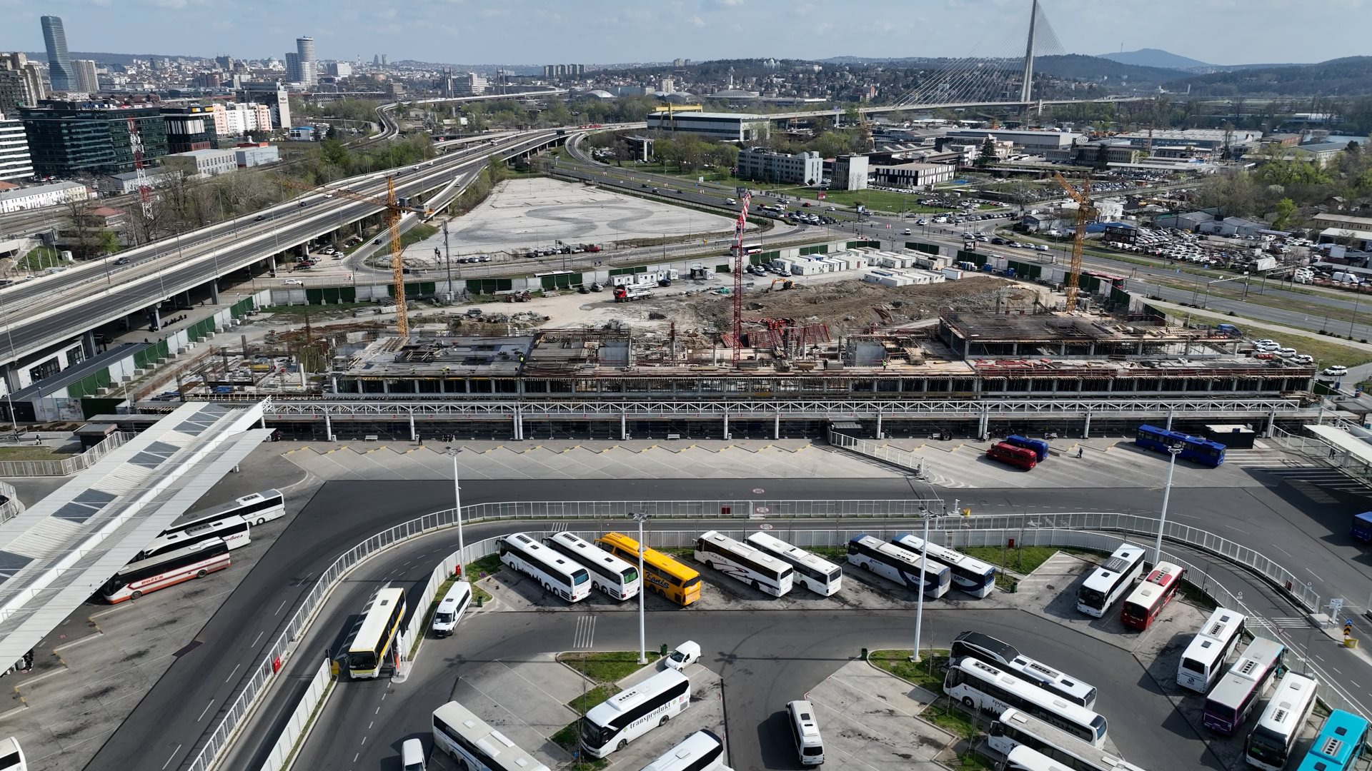 BAS STANICNA ZGRADA 4.jpg